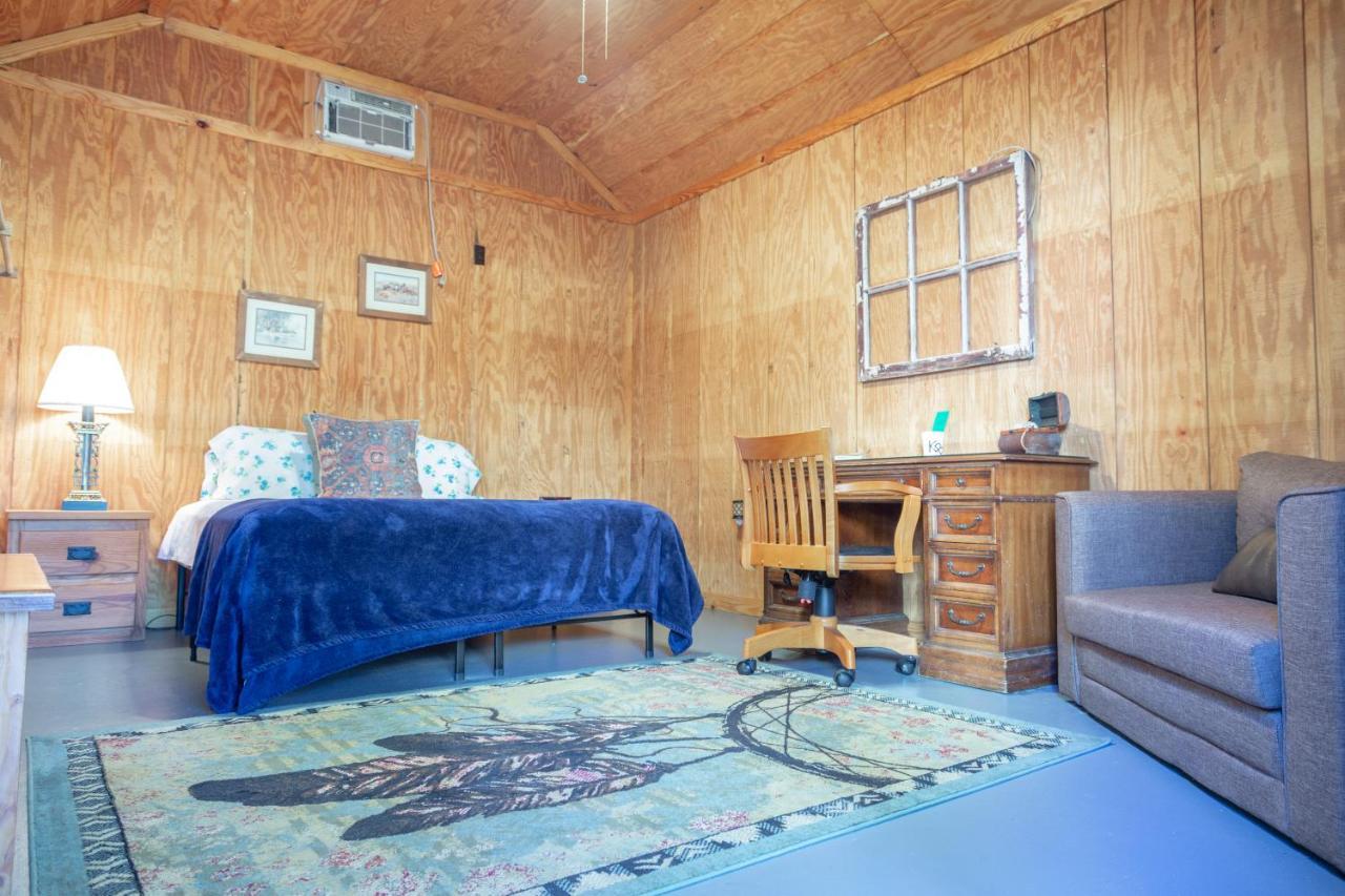 Hotel Kick Back Ranch Ramer Exterior foto