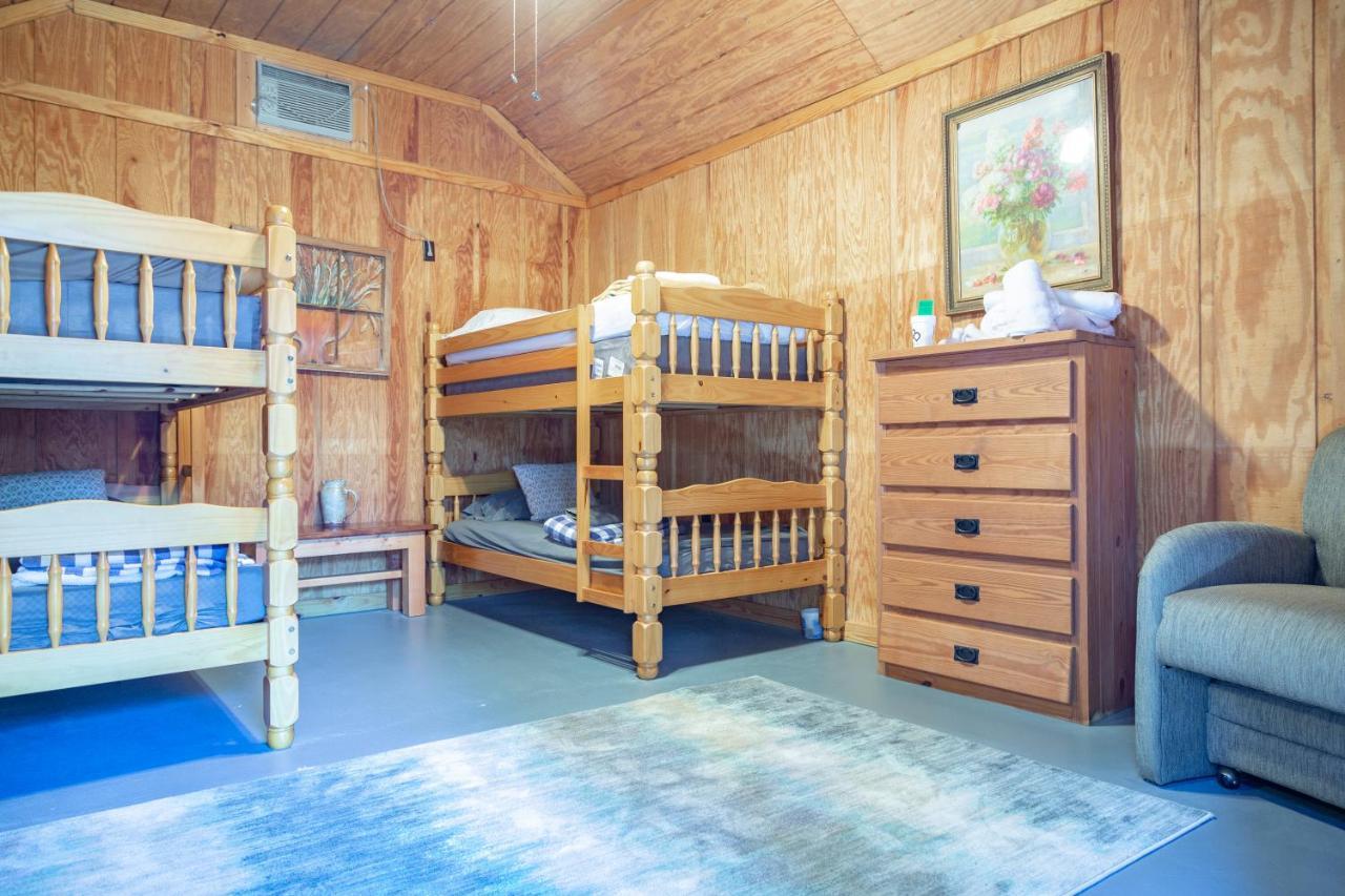 Hotel Kick Back Ranch Ramer Exterior foto